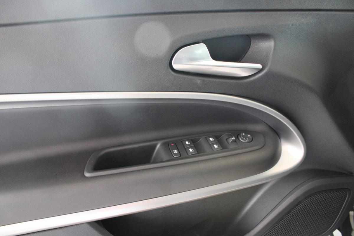 jeep-avenger-1-2-puretech-2025-gasolina-1199cc