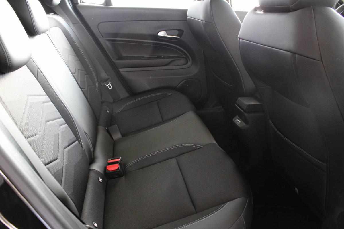 jeep-avenger-1-2-puretech-2025-gasolina-1199cc