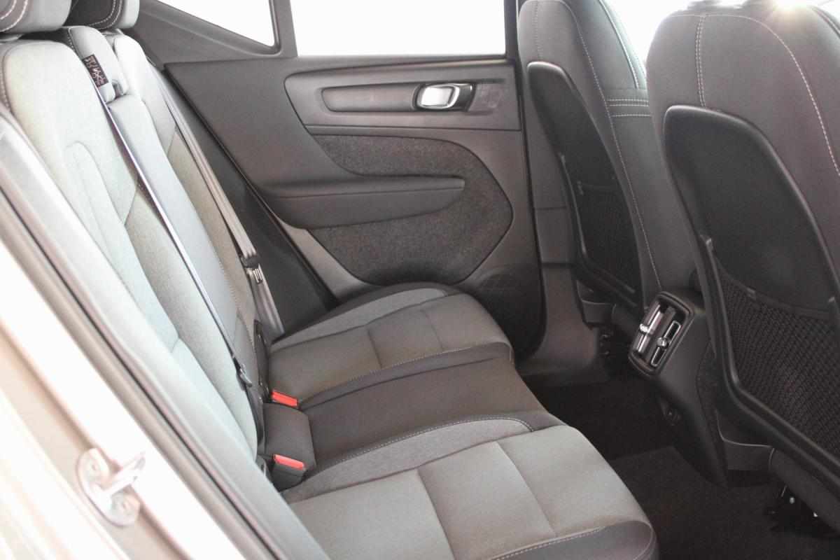 volvo-xc40-1-5-t2-2022-gasolina-1477cc