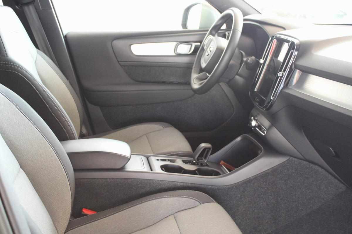 volvo-xc40-1-5-t2-2022-gasolina-1477cc