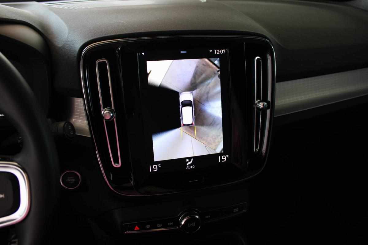 volvo-xc40-1-5-t2-2022-gasolina-1477cc