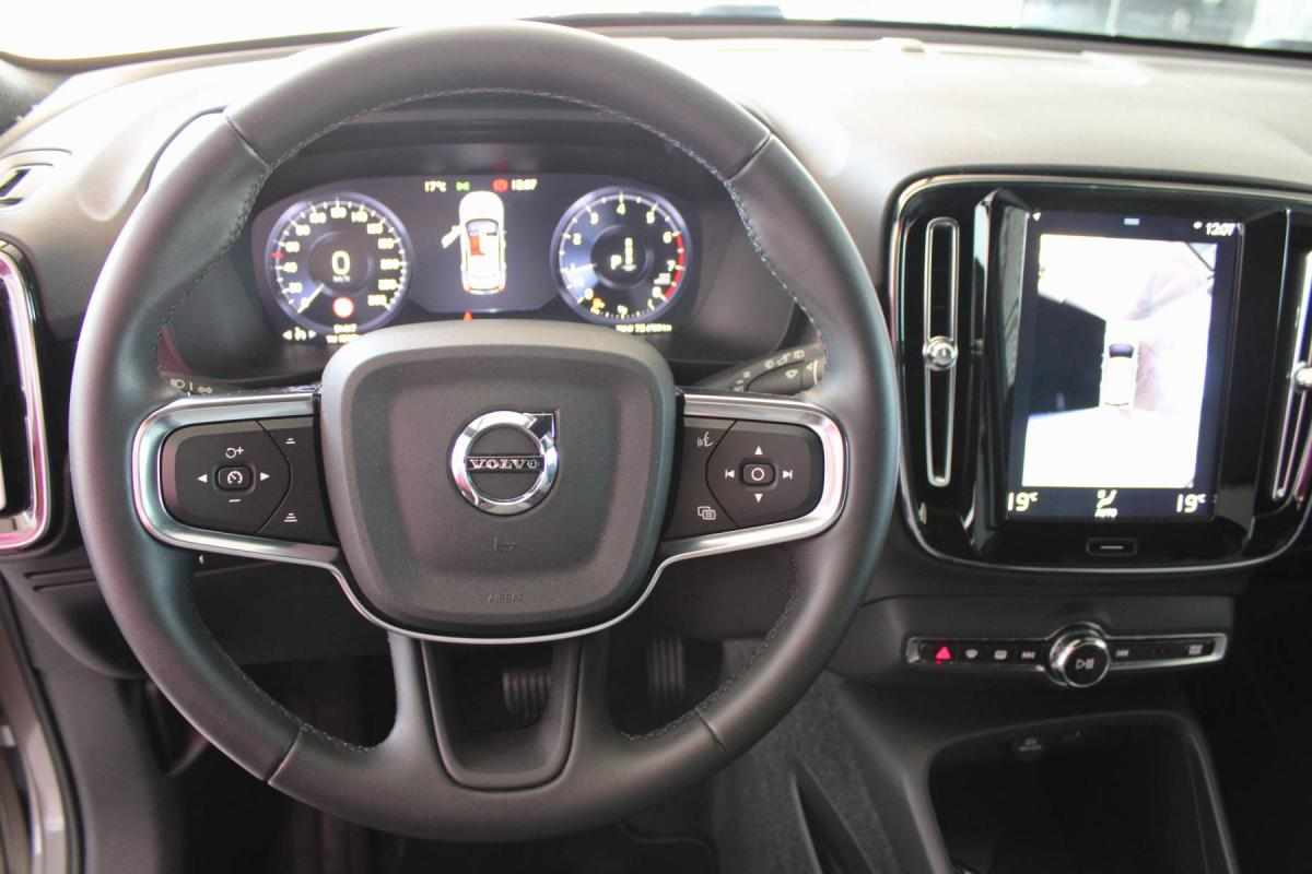 volvo-xc40-1-5-t2-2022-gasolina-1477cc