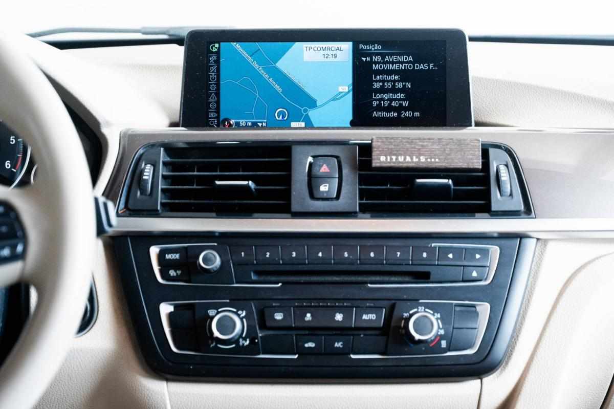 bmw-serie-3-320d-xdrive-2014-diesel-1995cc