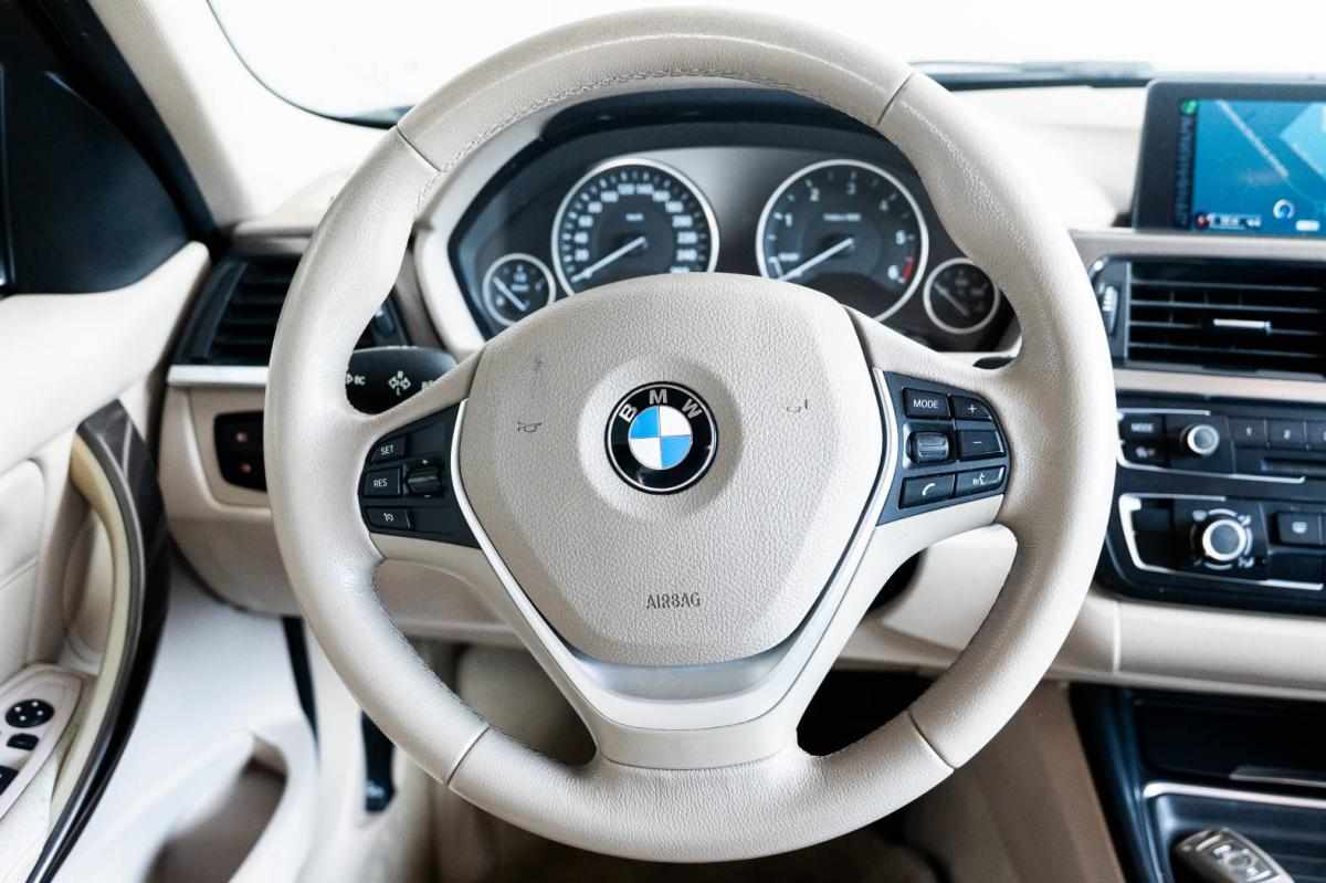 bmw-serie-3-320d-xdrive-2014-diesel-1995cc