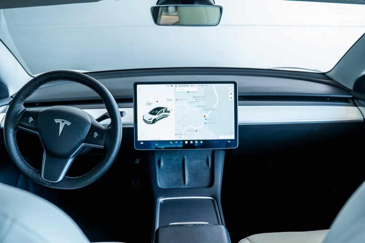 tesla-model-3-long-range-awd-2021-eletrico