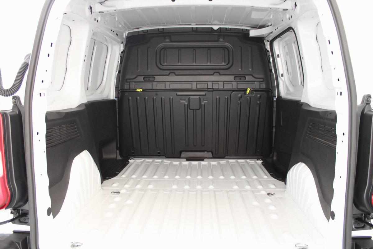 peugeot-partner-1-5-bluehdi-2024-diesel-1499cc