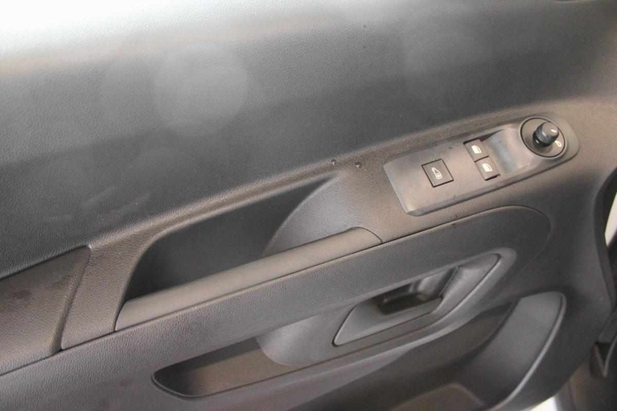 fiat-doblo-1-5-bluehdi-2025-diesel-1499cc