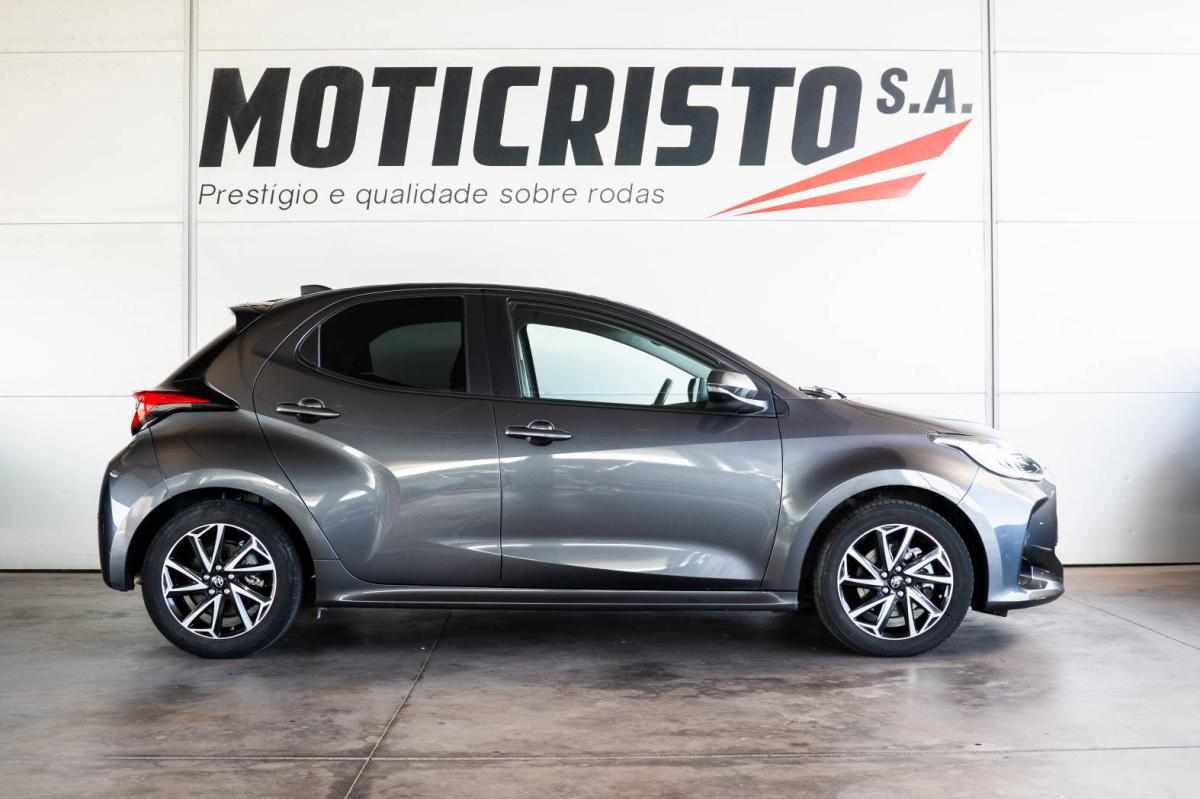 toyota-yaris-1-5-hybrid-2023-gasolina-1490cc