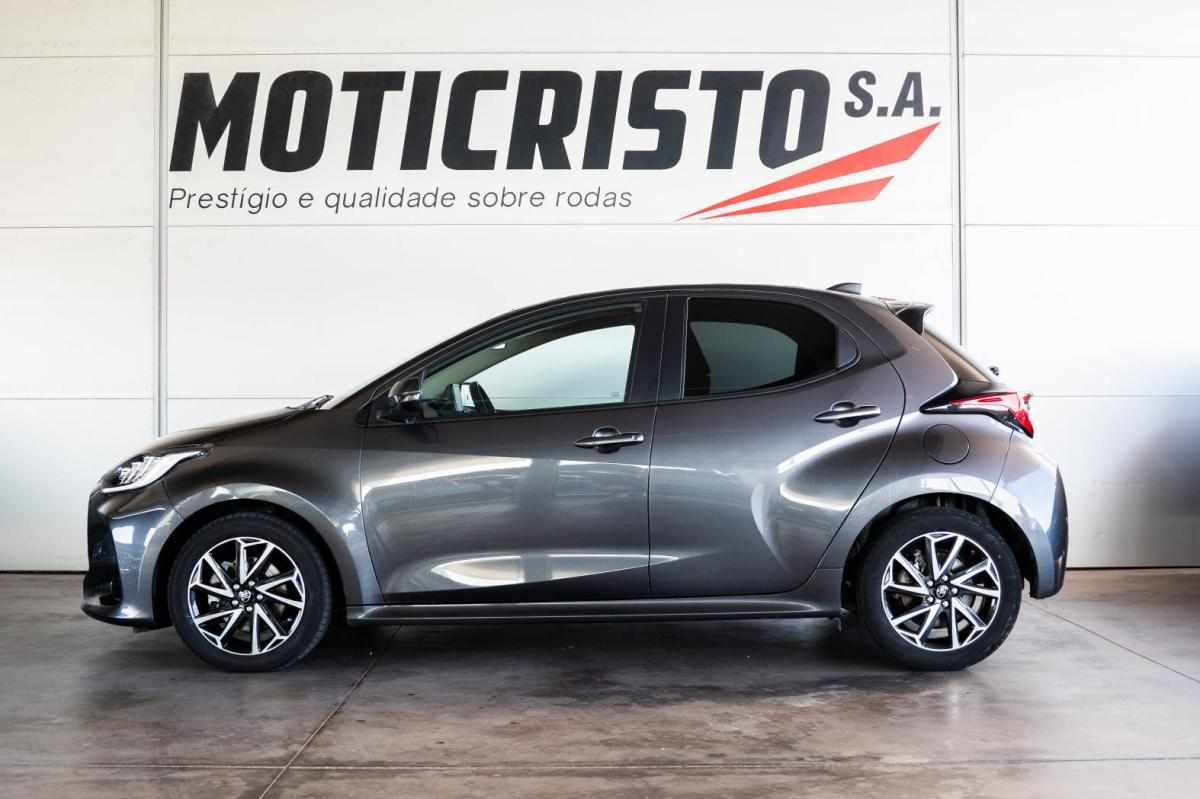toyota-yaris-1-5-hybrid-2023-gasolina-1490cc