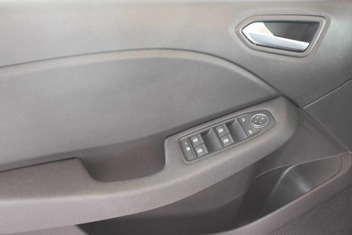 renault-clio-1-5-101cv-2023-diesel-1461cc