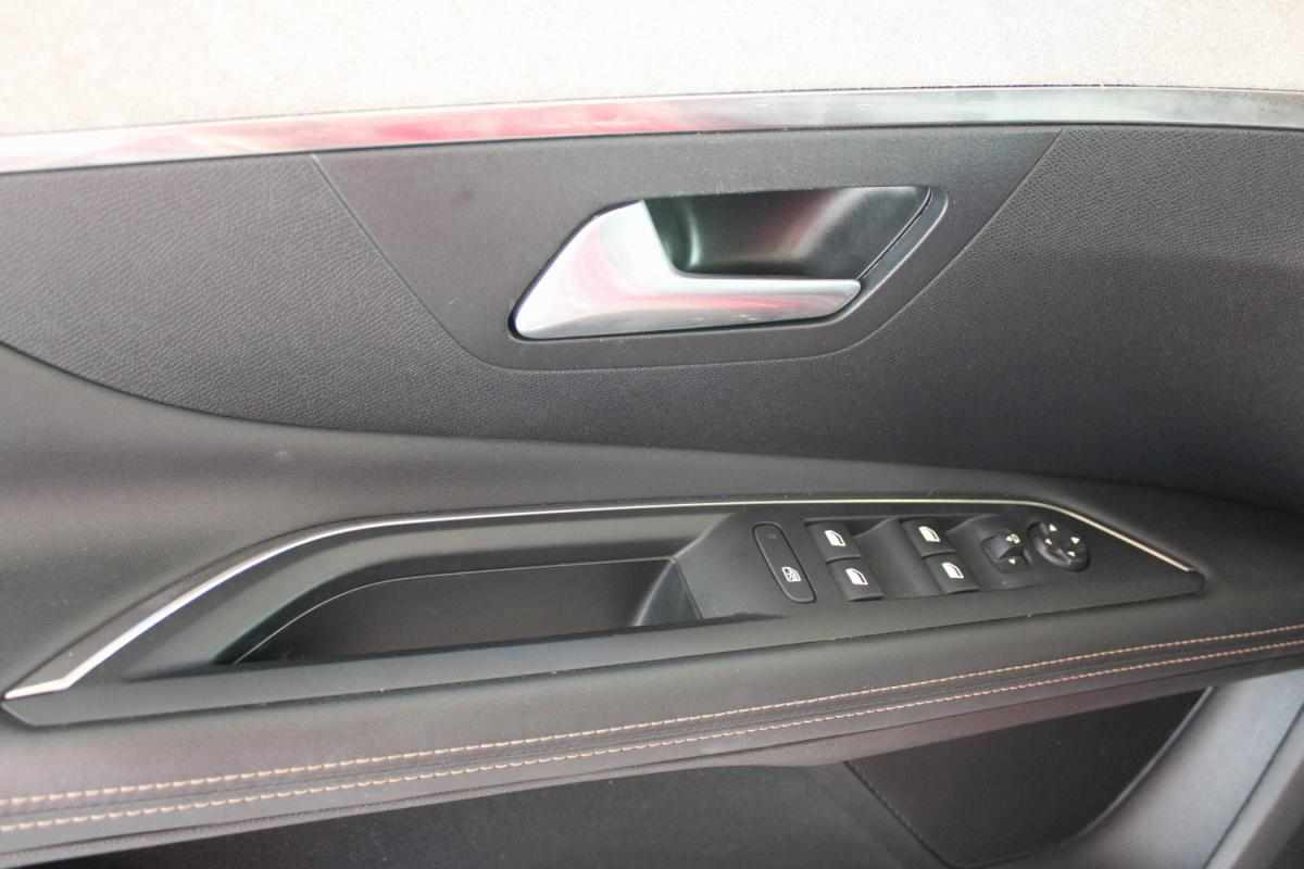 peugeot-3008-1-5-bluehdi-2021-diesel-1499cc
