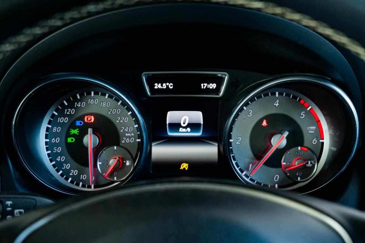 mercedes-benz-gla-180-cdi-2016-diesel-1461cc