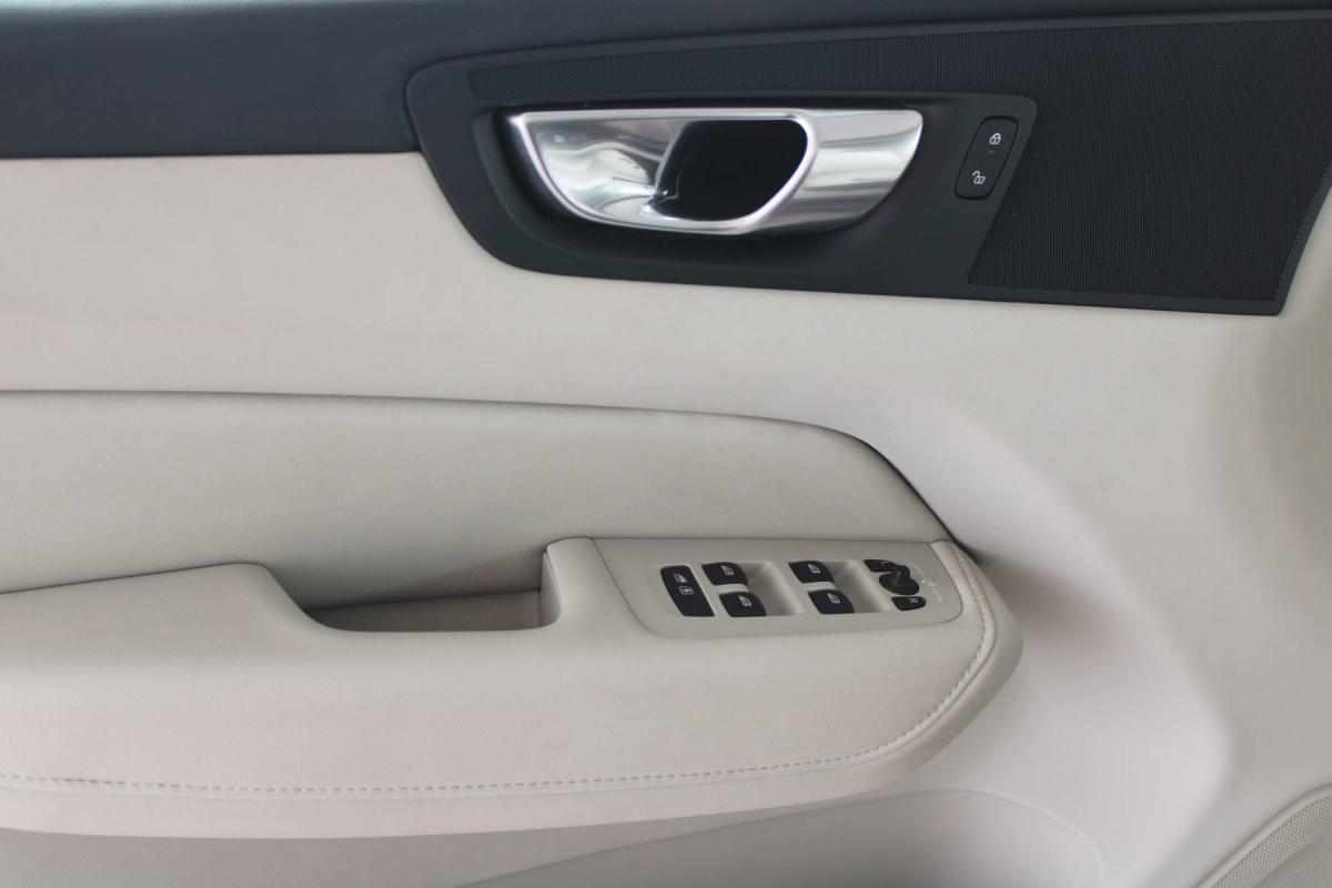 volvo-xc60-polestar-t6-2-0-awd-2023-gasolina-1969cc