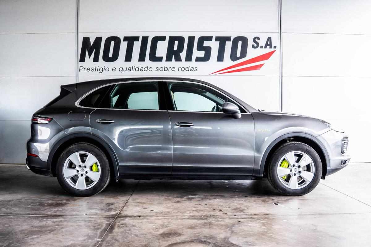 porsche-cayenne-e-hybrid-2021-gasolina-2995cc