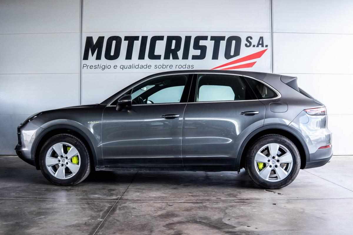porsche-cayenne-e-hybrid-2021-gasolina-2995cc