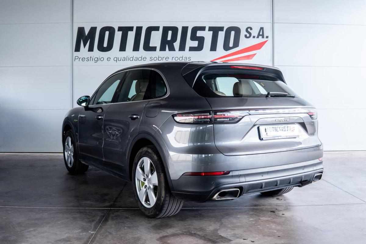 porsche-cayenne-e-hybrid-2021-gasolina-2995cc