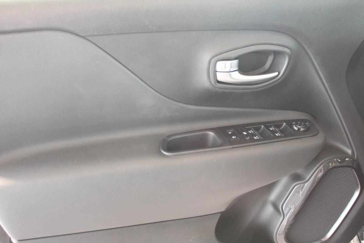 jeep-renegade-1-3-phev-4xe-190-2023-gasolina-1332cc