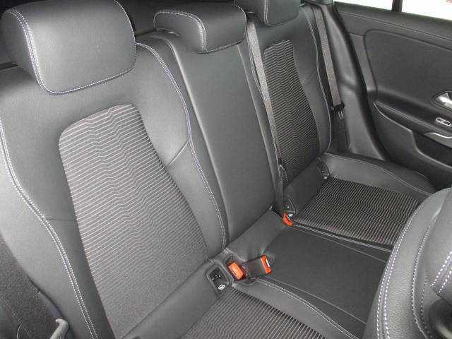 mercedes-benz-cla-200-2022-gasolina-1332cc