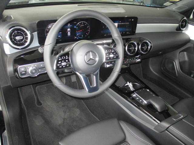 mercedes-benz-cla-200-2022-gasolina-1332cc