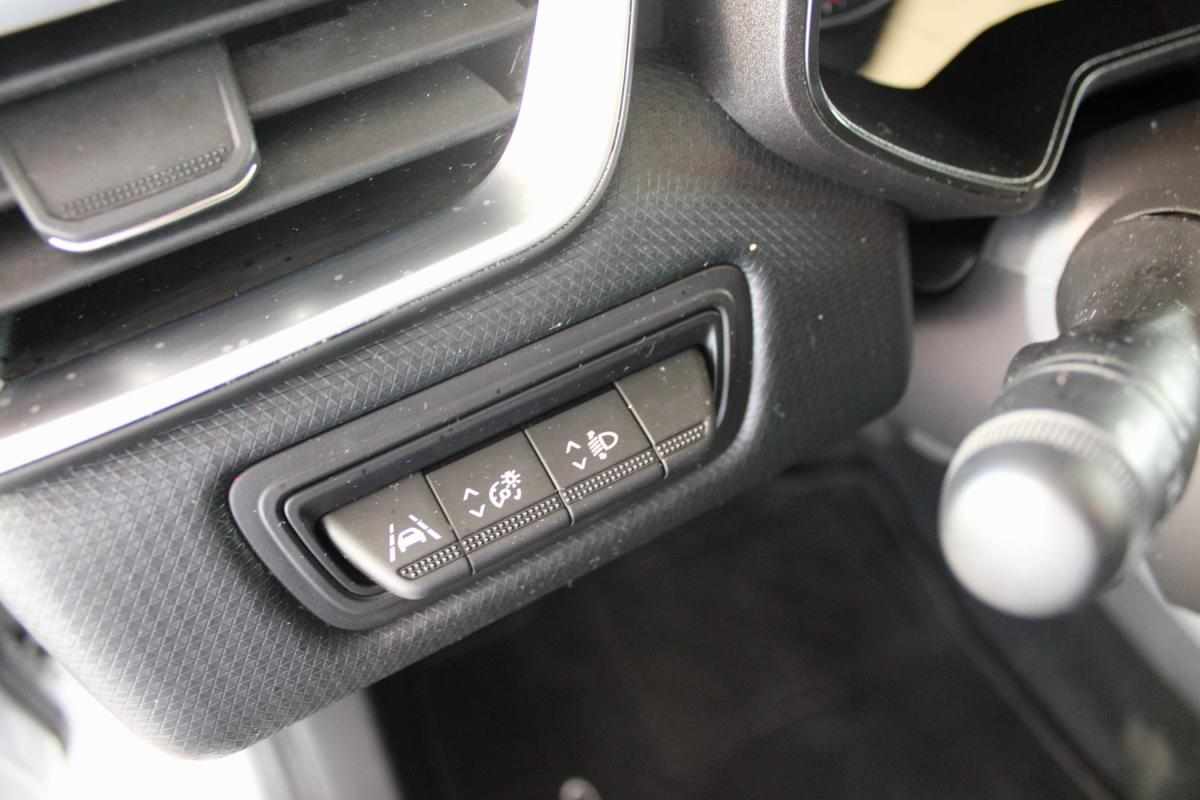 renault-clio-1-0-tce-2023-gasolina-999cc