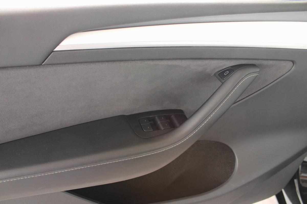tesla-model-y-long-range-awd-2022-eletrico