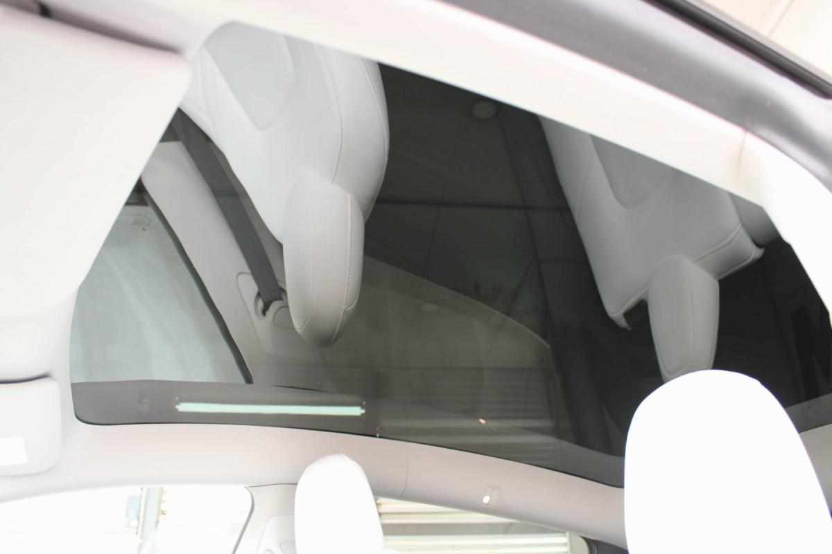 tesla-model-y-long-range-awd-2022-eletrico