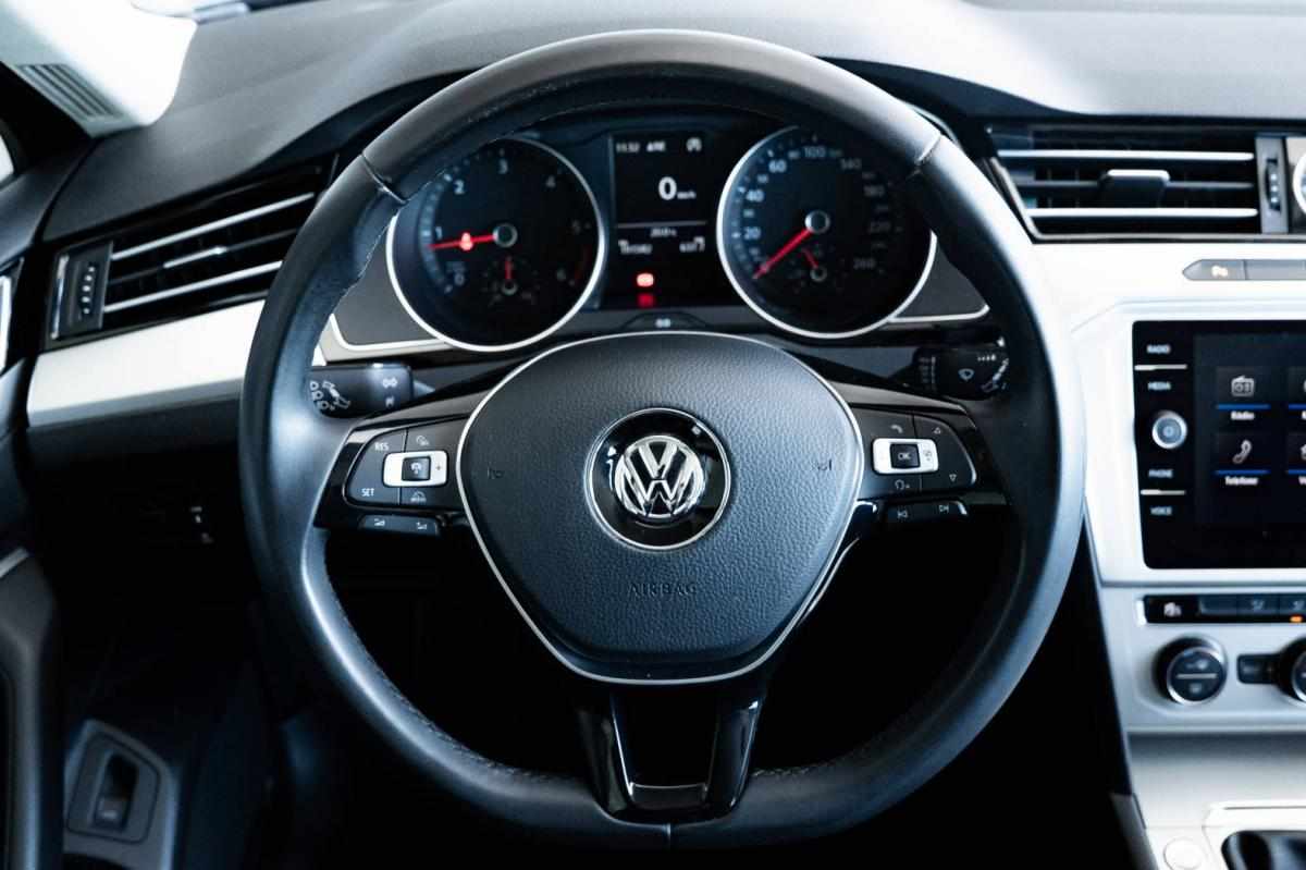 volkswagen-passat-1-6-tdi-bluemotion-2017-diesel-1598cc