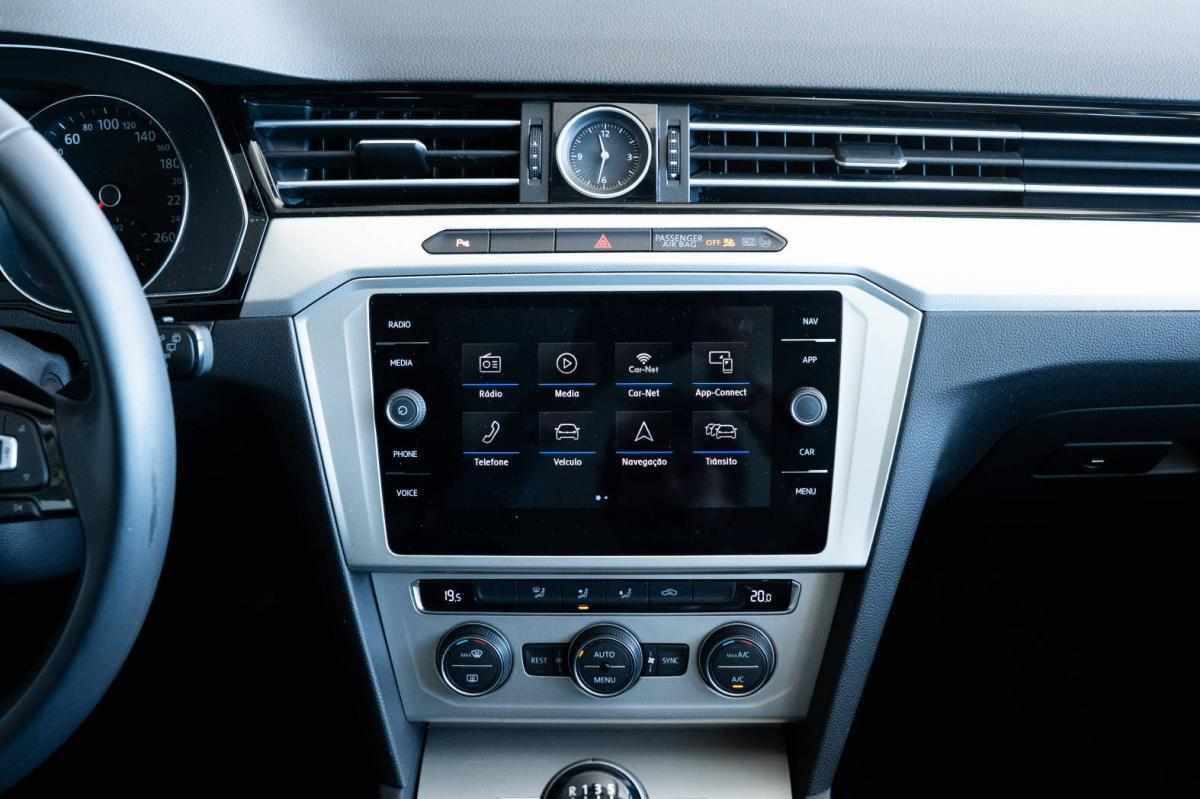 volkswagen-passat-1-6-tdi-bluemotion-2017-diesel-1598cc