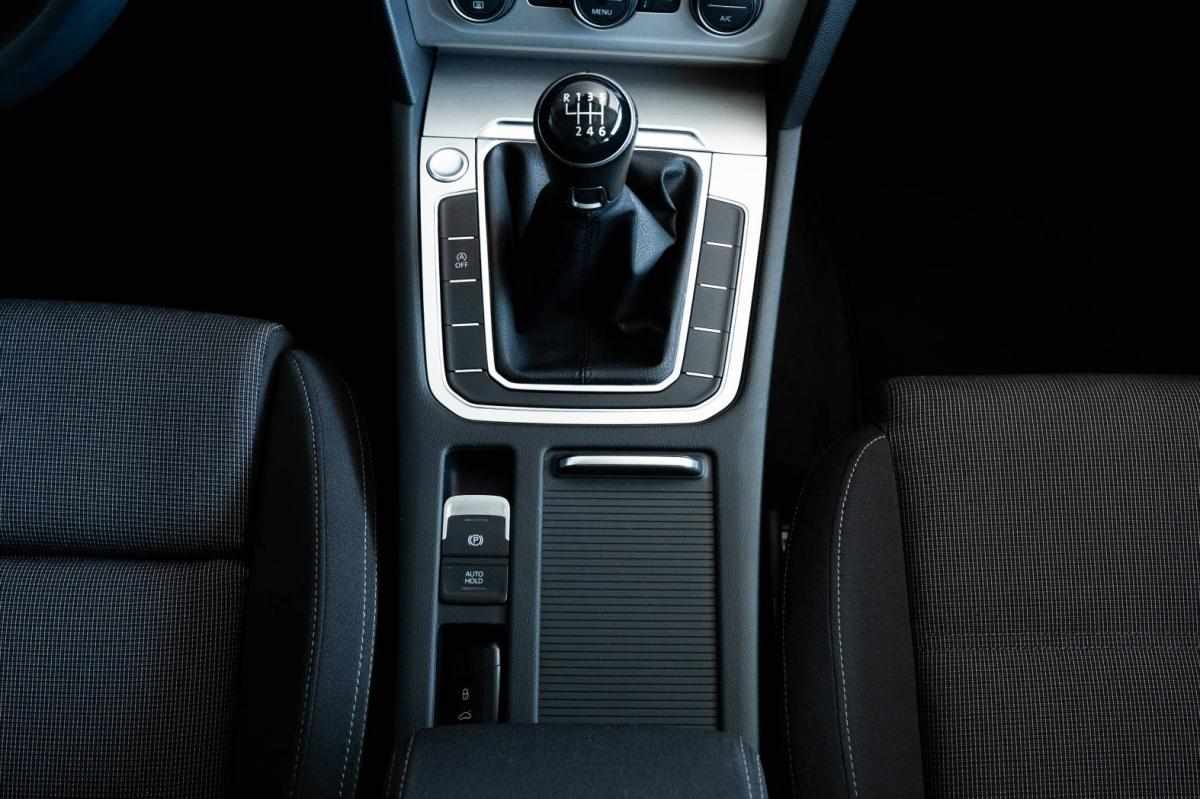 volkswagen-passat-1-6-tdi-bluemotion-2017-diesel-1598cc