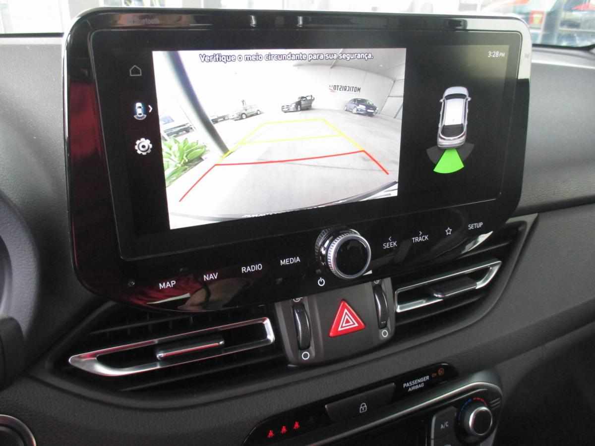 hyundai-i30-1-6-crdi-2021-diesel-1598cc