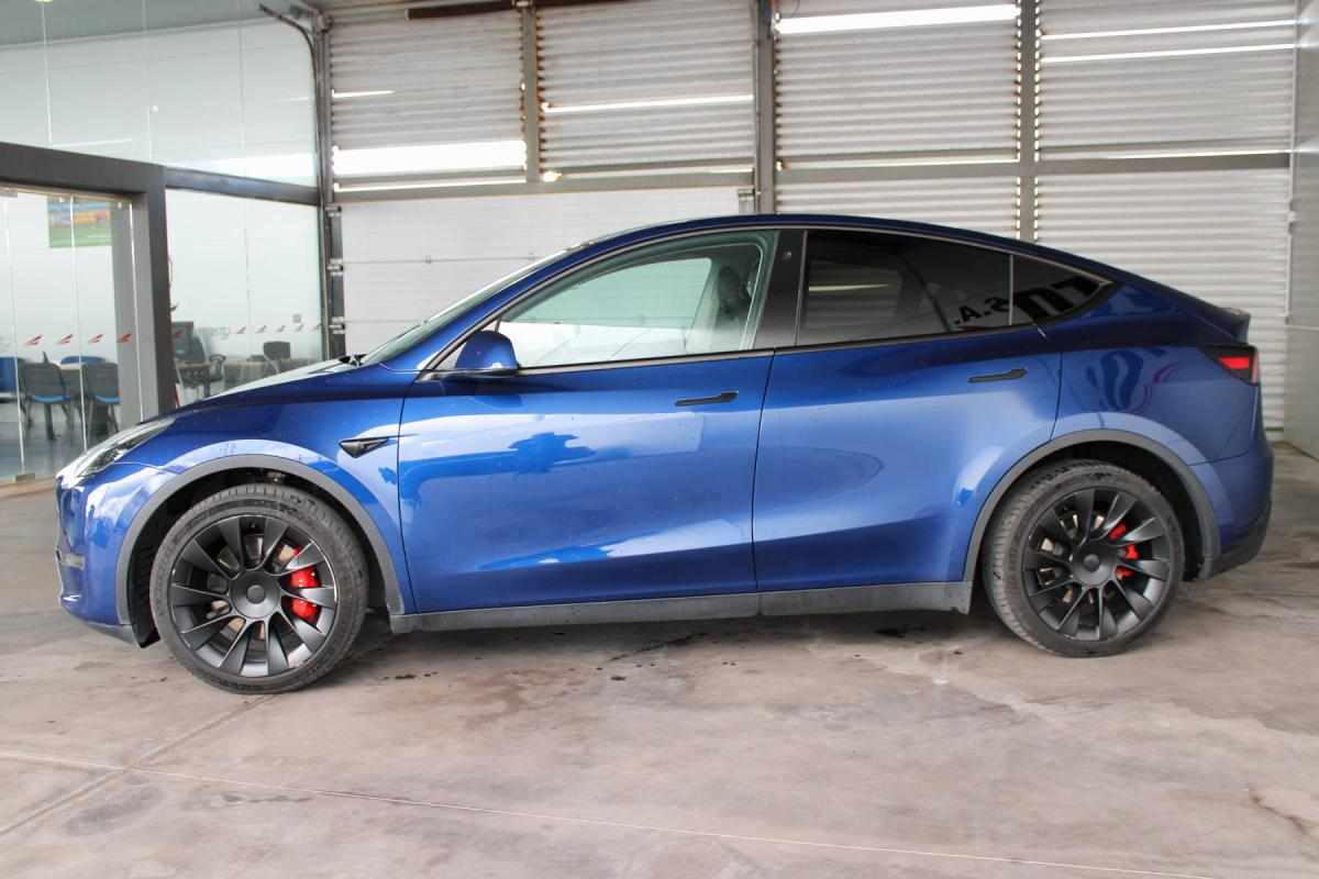 tesla-model-y-long-range-awd-2022-eletrico