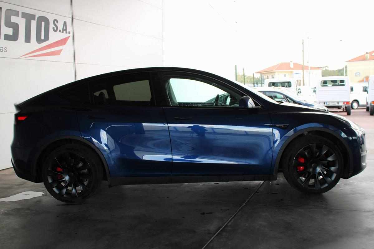 tesla-model-y-long-range-awd-2022-eletrico