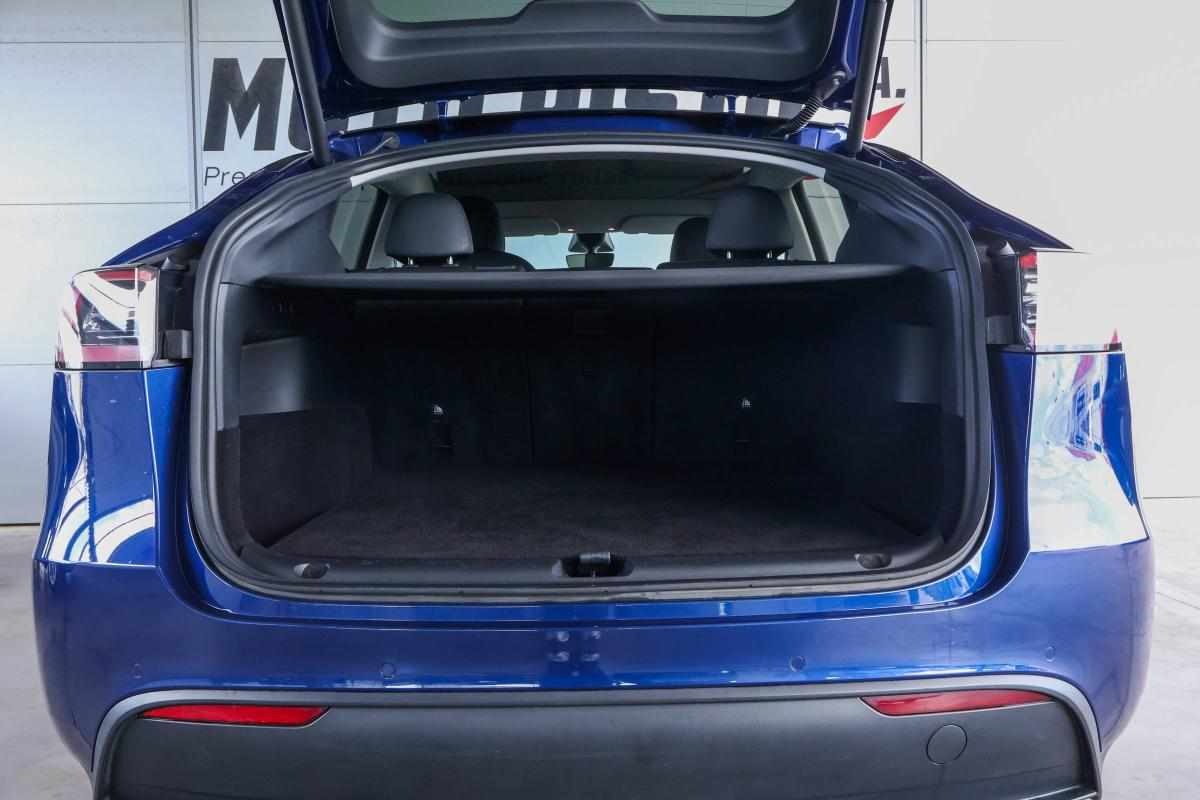 tesla-model-y-long-range-awd-2022-eletrico