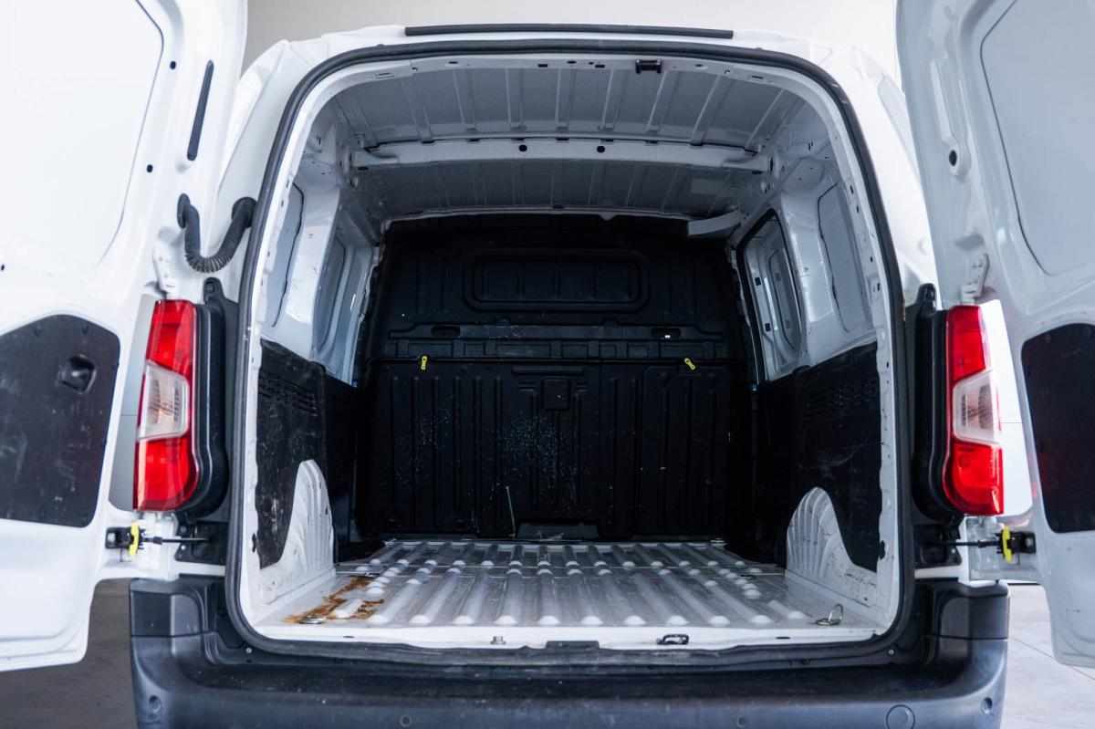 toyota-proace-city-1-5-102cv-2023-diesel-1499cc