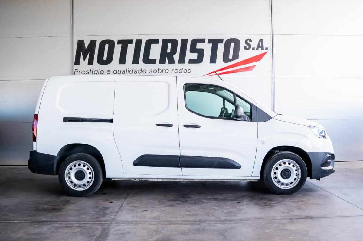 toyota-proace-city-1-5-102cv-2023-diesel-1499cc