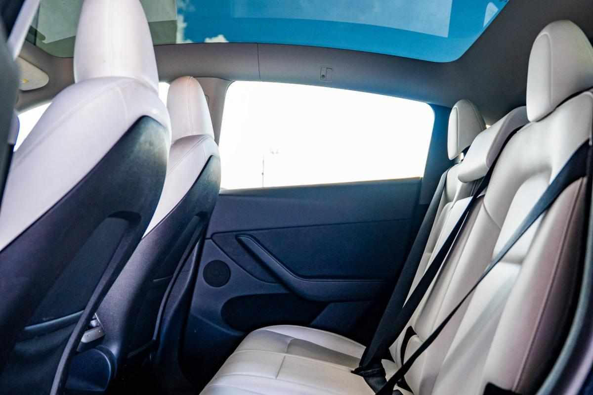 tesla-model-y-performance-2023-eletrico