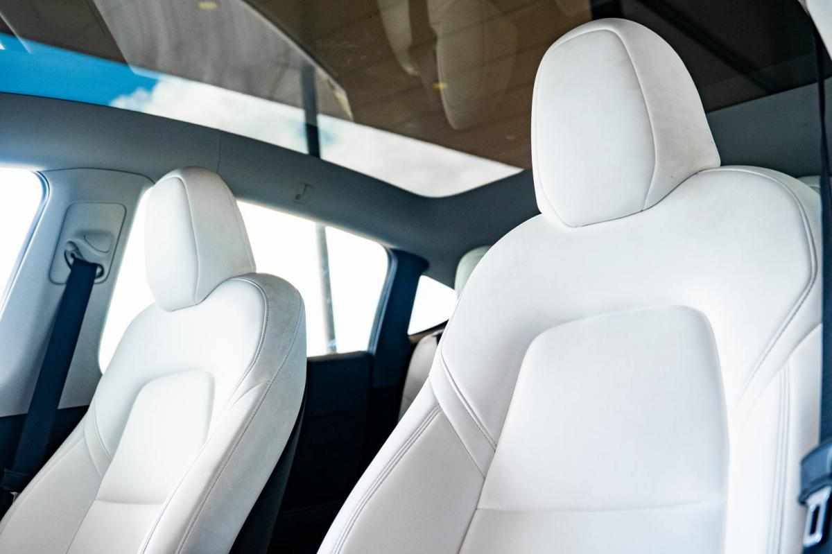 tesla-model-y-performance-2023-eletrico
