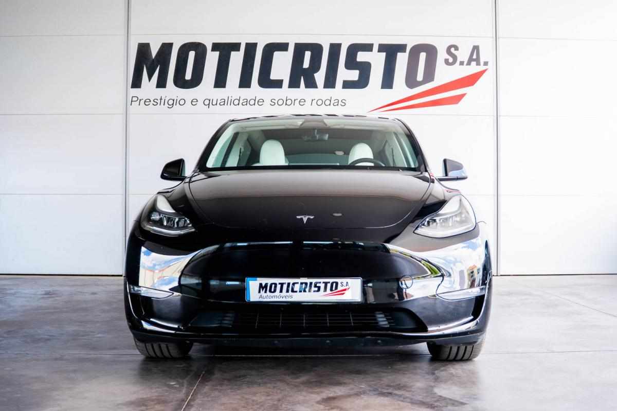 tesla-model-y-performance-2023-eletrico