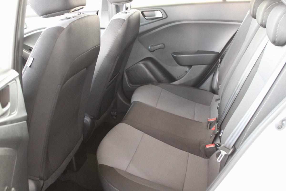 hyundai-i20-1-1-75cv-2017-diesel-1120cc