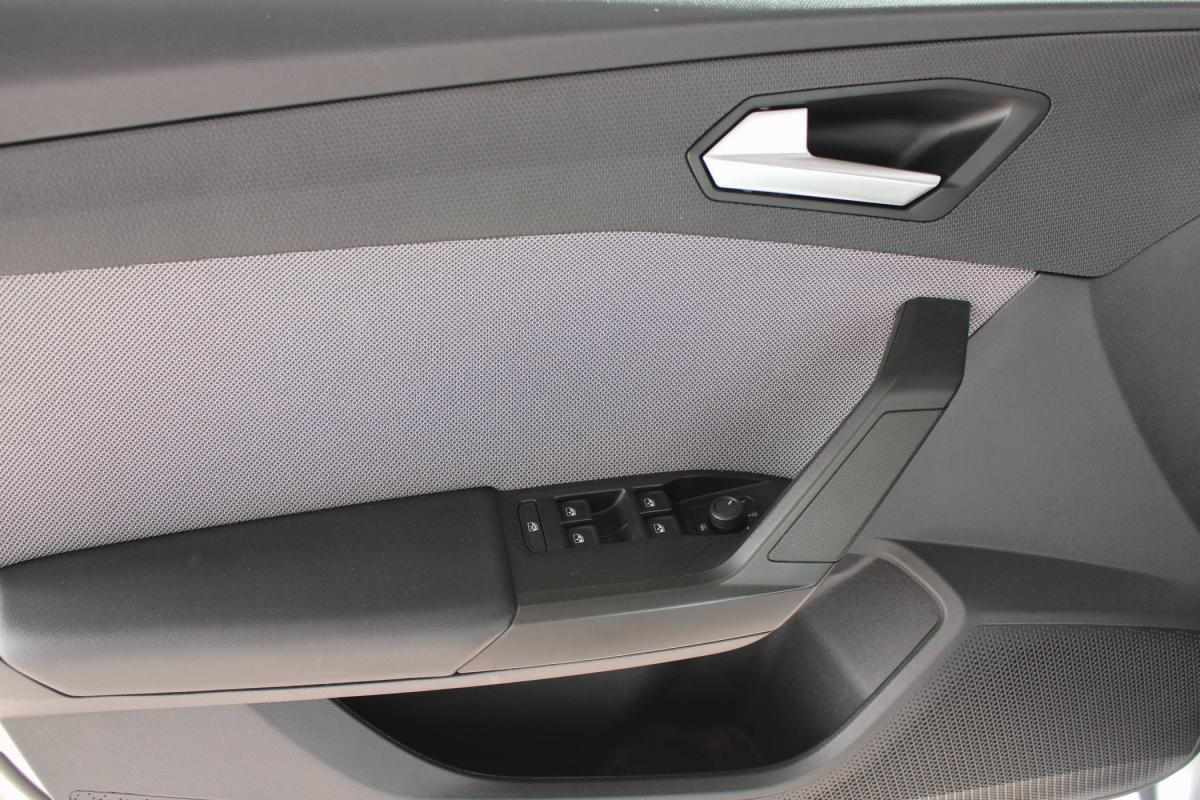 seat-leon-2-0-tdi-2024-diesel-1968cc