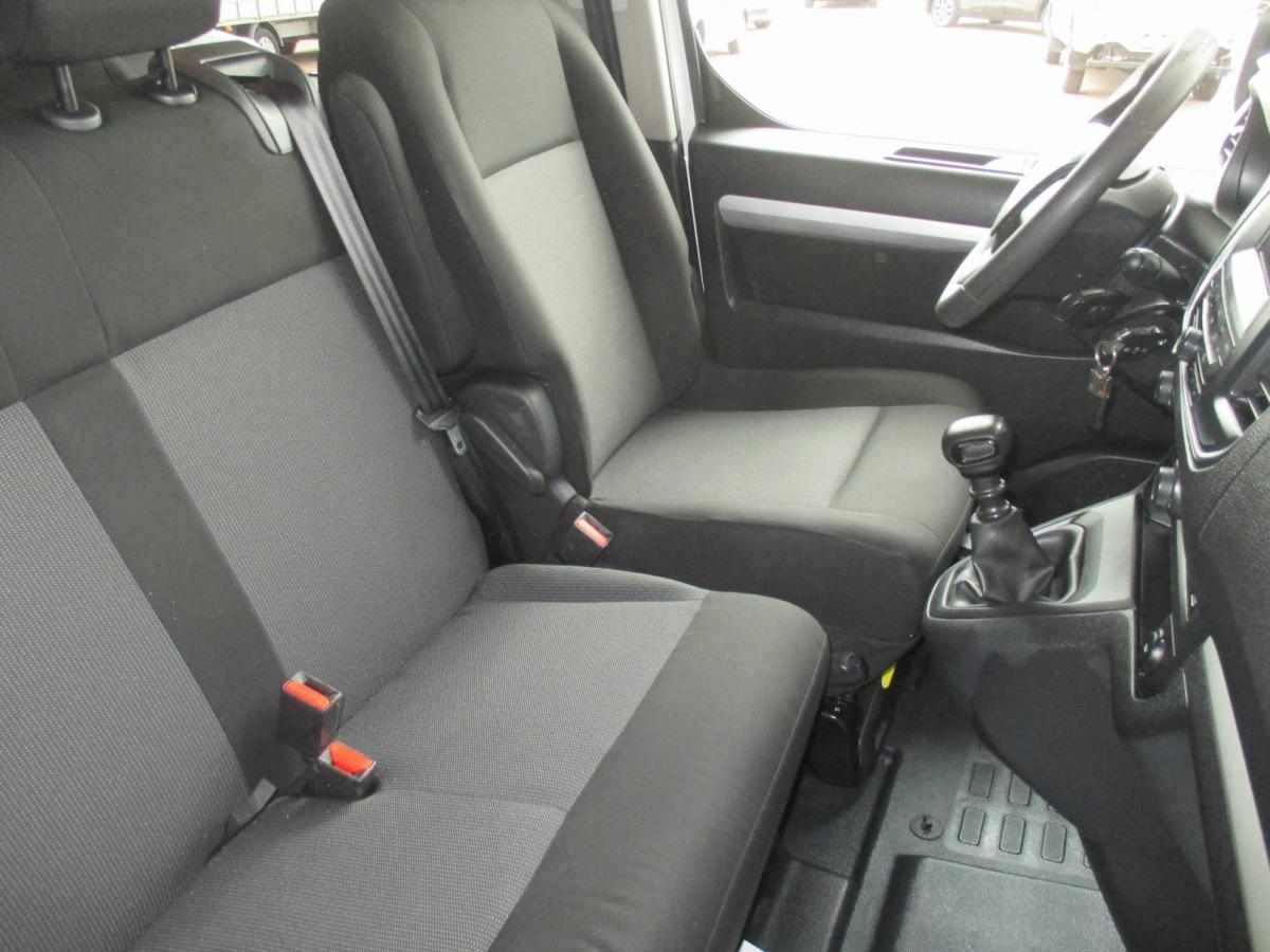 toyota-proace-1-5d-adblue-2021-diesel-1499cc