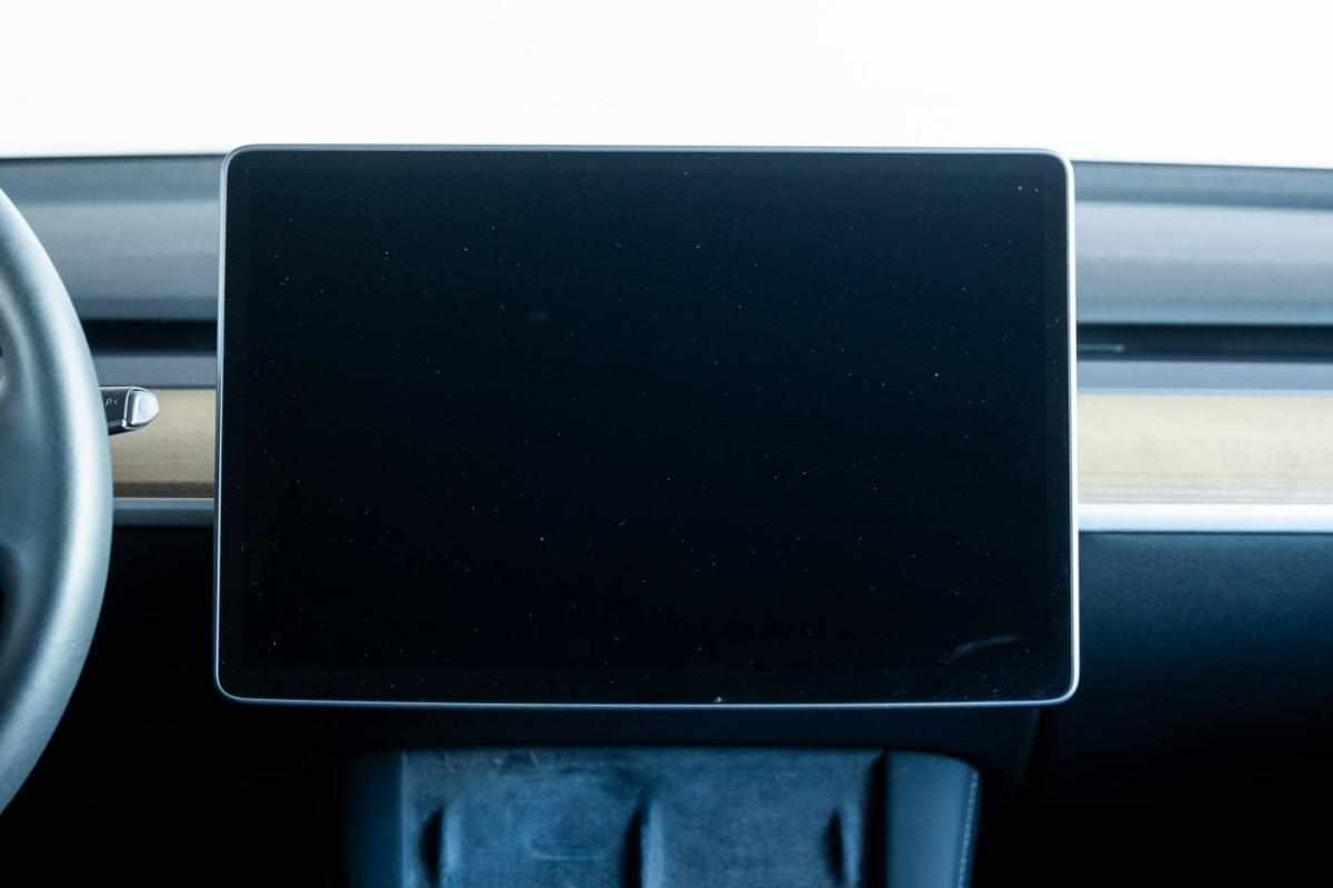 tesla-model-y-long-range-awd-2022-eletrico