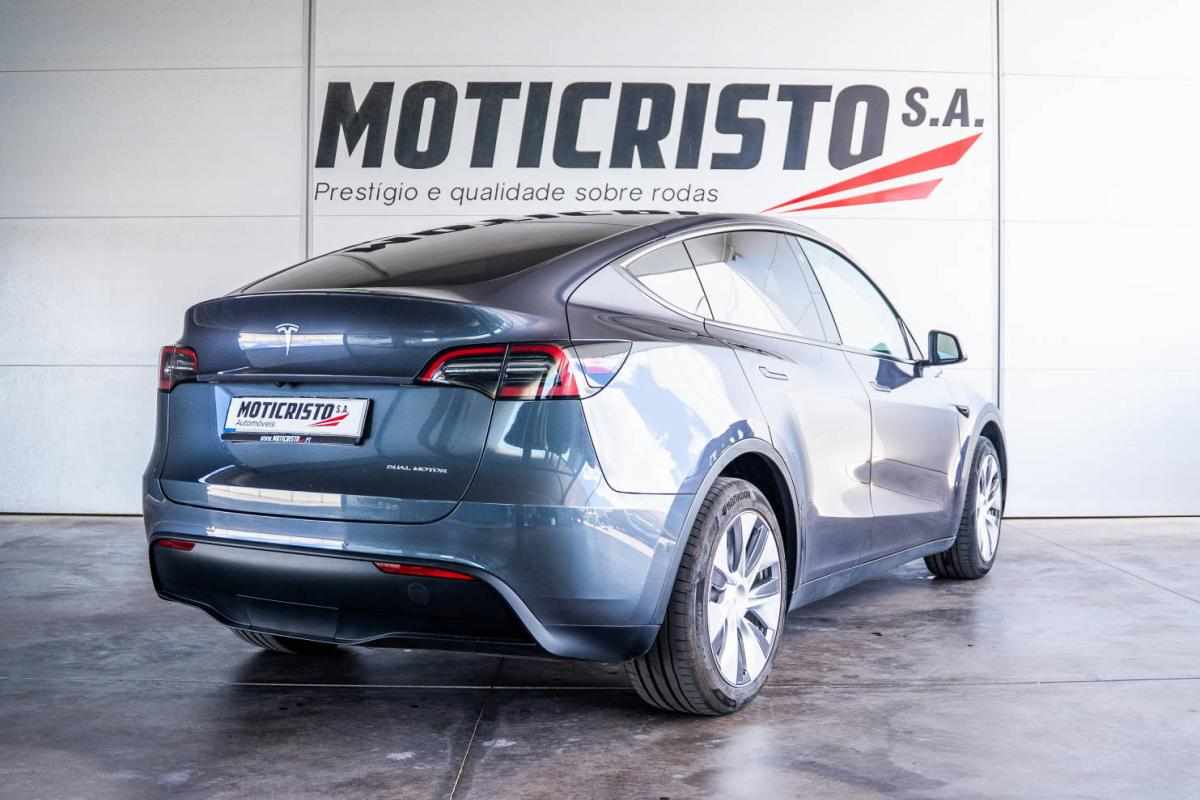 tesla-model-y-long-range-awd-2022-eletrico