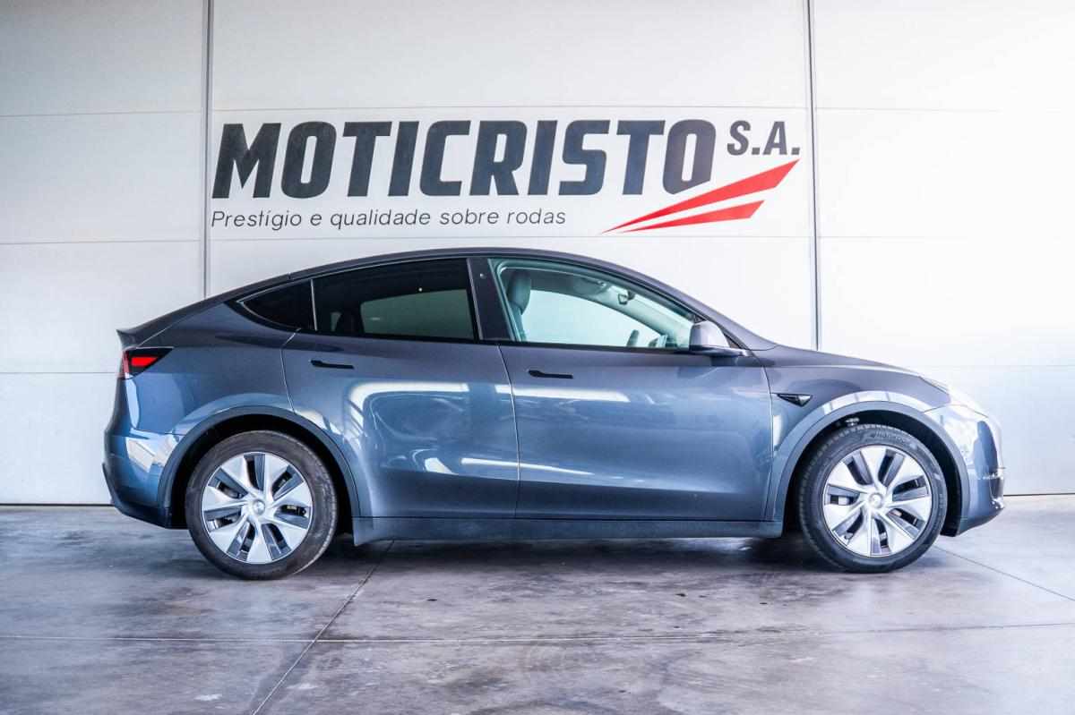 tesla-model-y-long-range-awd-2022-eletrico
