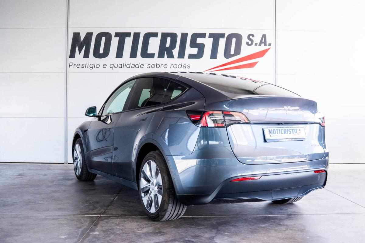 tesla-model-y-long-range-awd-2022-eletrico