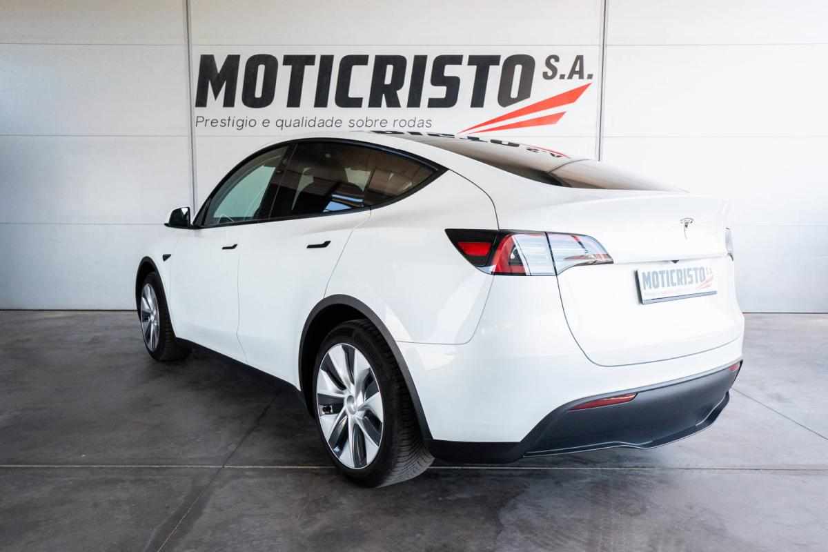 tesla-model-y-long-range-rwd-2022-eletrico
