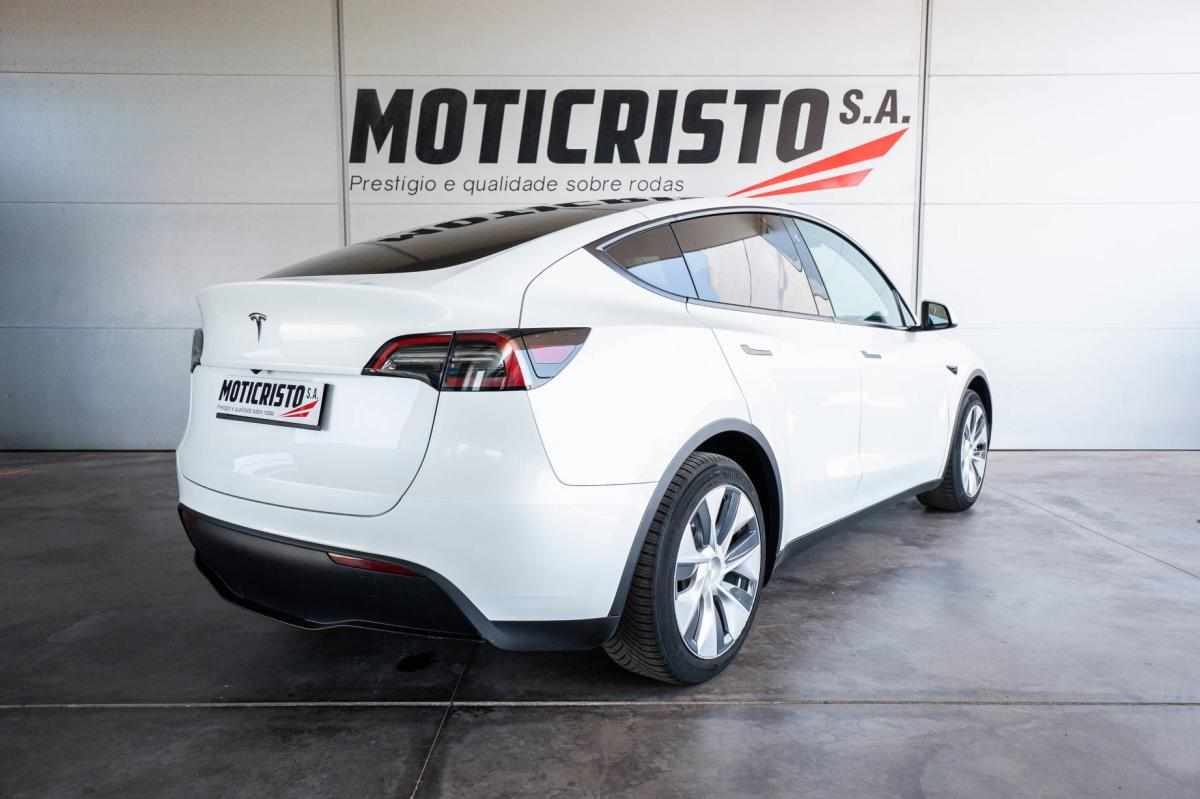 tesla-model-y-long-range-rwd-2022-eletrico