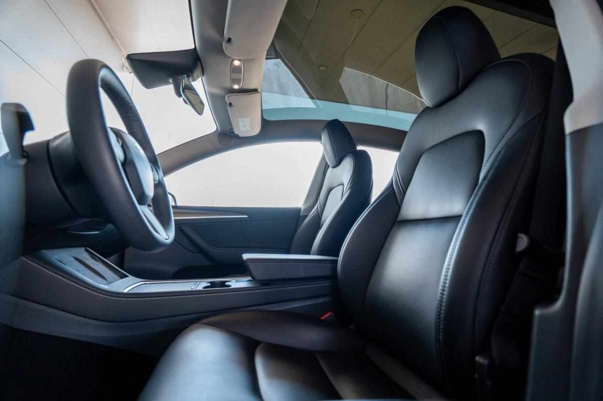 tesla-model-y-long-range-rwd-2022-eletrico