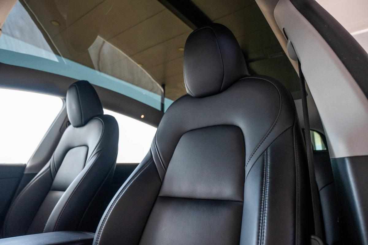 tesla-model-y-long-range-rwd-2022-eletrico