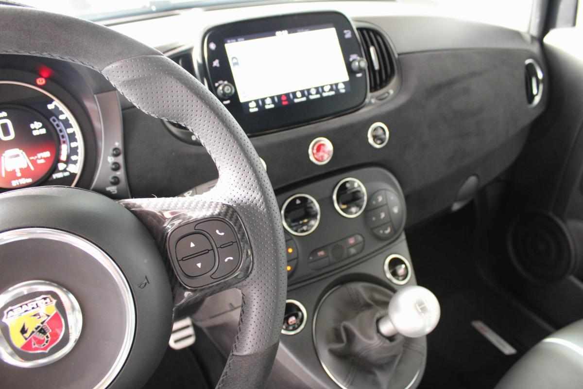 abarth-500-595-competizione-1-4-t-jet-2024-gasolina-1368cc